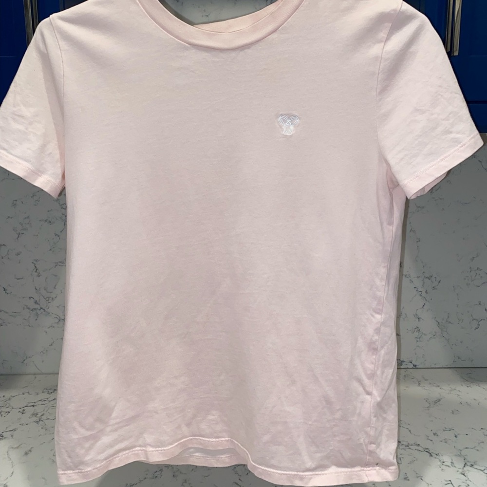 Aritzia tna light pink shirt